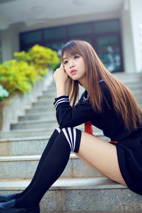阿尔比诺拉完美攻破对手球门，赢得主场比赛，阿尔比昂