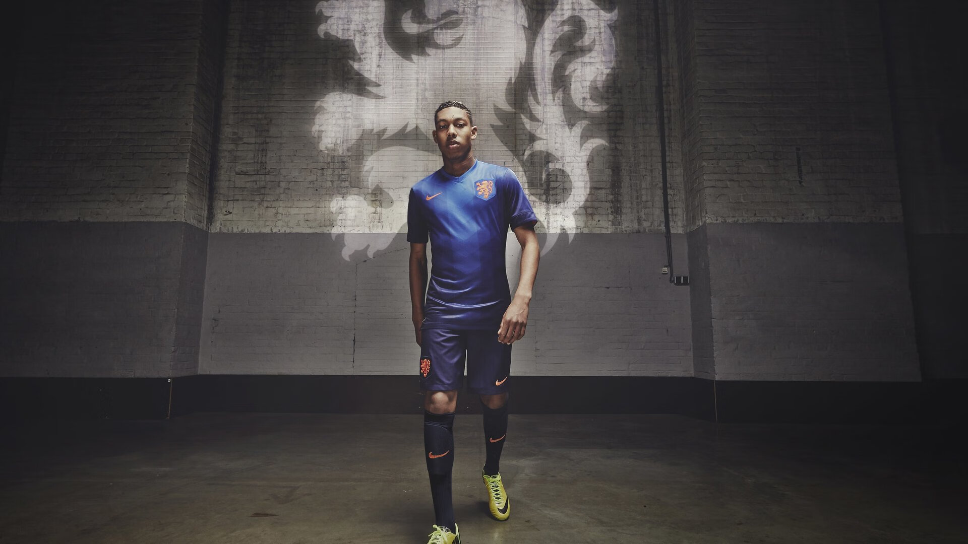 【现场互动】观众投票支持最精彩的击球瞬间，比赛现场投票