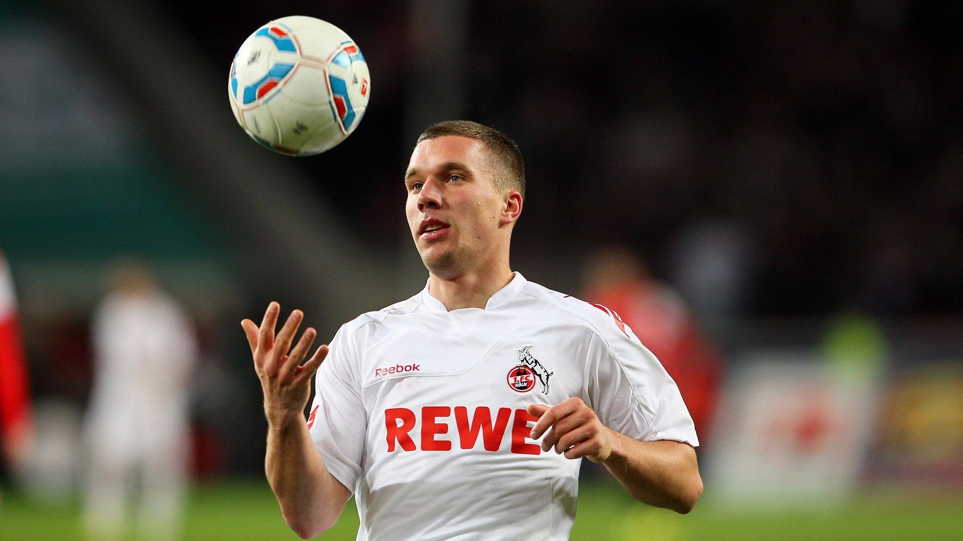 背后故事:那些让人动容的比赛背后故事,大赛背后的故事